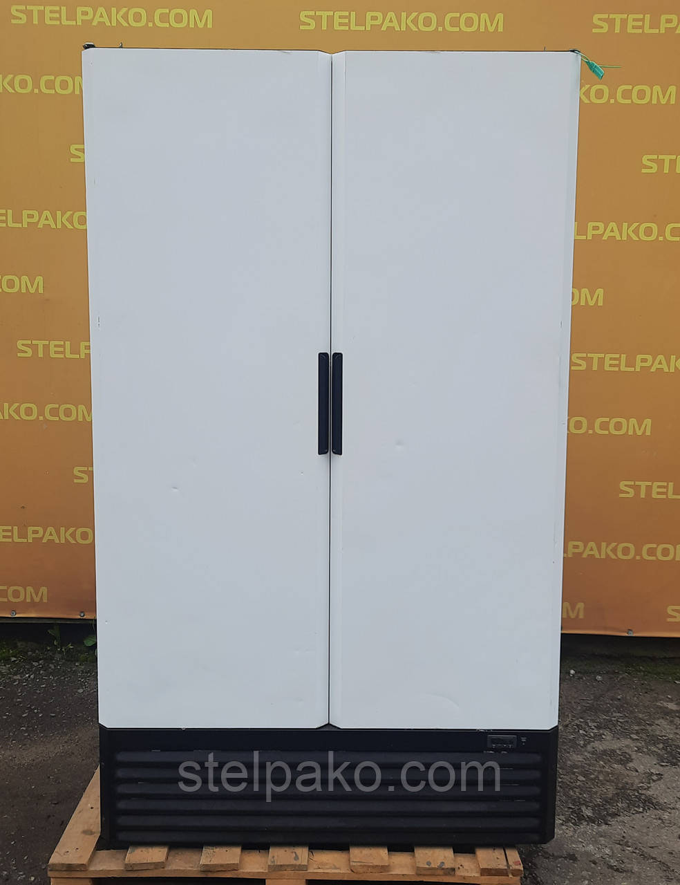 Холодильный производственный глухой шкаф «Капри», полезный объём 1200 л., Б/у - фото 2 - id-p1660106019