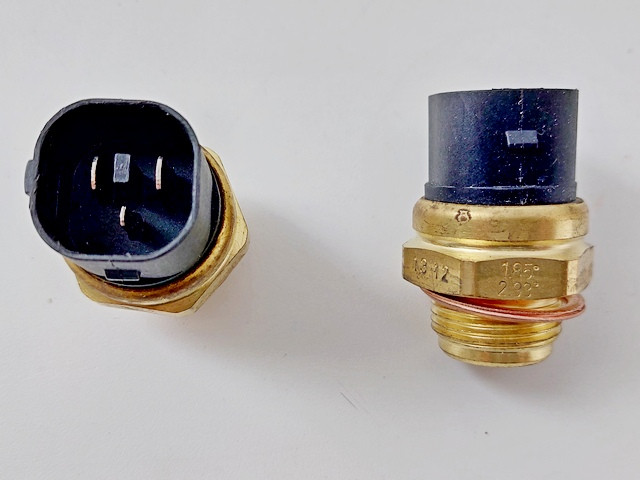 Датчик включення вентилятора Амулет A11-1305011, фото 1