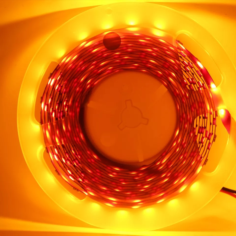 Світлодіодна Оранжевий LED 5v/В стрічка SMD 2835
