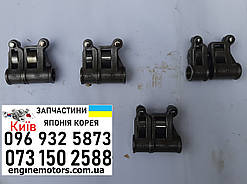 Коромисло впускного клапана рокер Honda Accord Civic CR-V FR-V STREAM 2.0i 2.4i 14620RAAA00 14620PNE000