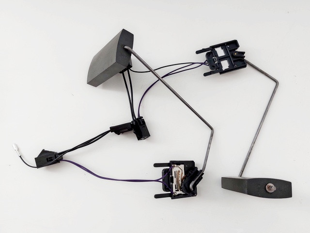 Датчик бензобака 1118 пластик. бак ДУТ 17, фото 1