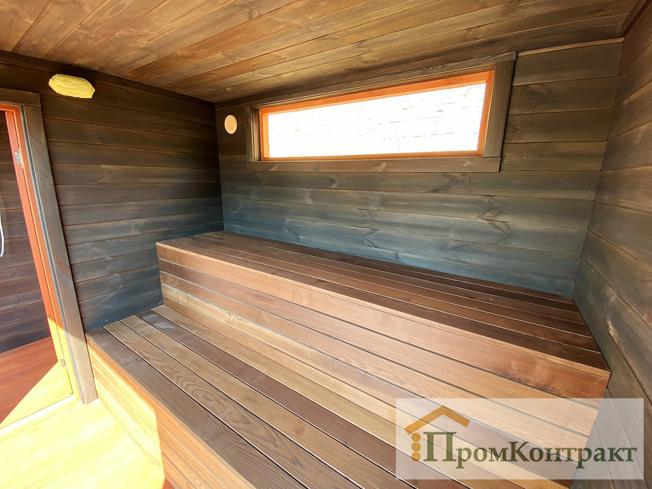 Строительство модульной бани с панорамным окном 4х2.3м от производителя Thermowood Production - фото 7 - id-p1660621285