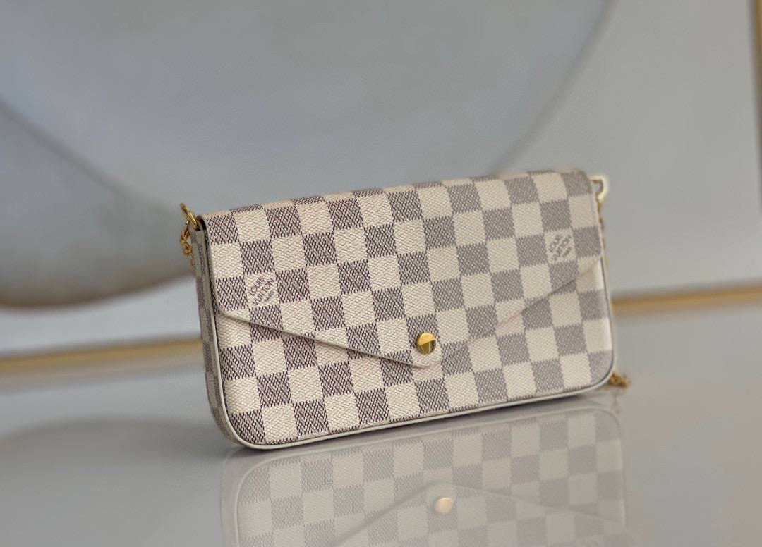 Жіноча сумка Pochette Félicie in Damier Azur