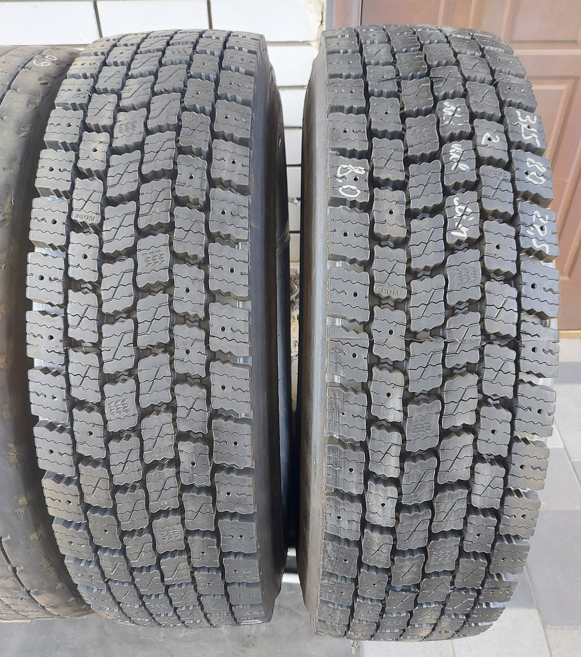 Шини 315/80 R22.5 Michelin X MultiWay3D ВІДНОВЛЕНІ, пара