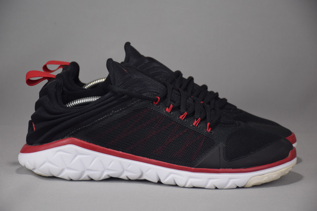 Jordan flight flex trainer black discount