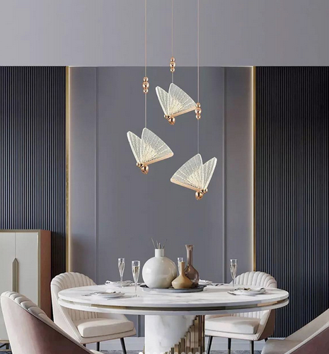 Серія підвісних світильників  з прозорими крильцями з акрилу та золотистого корпуса з металу, фото 1
