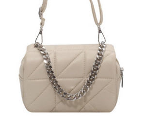 Сумка клатч з декоративною ланцюжком / еко-шкіра (1820) Білий, фото 1