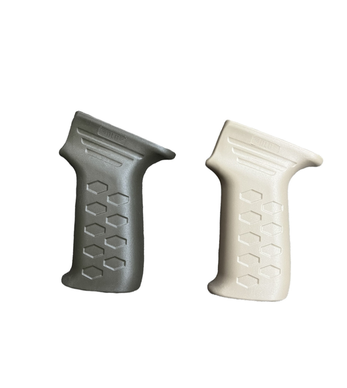 Рукоятка пістолетна на AK 47/74 GRIP DLG-097 (з відсіком для батарейок)