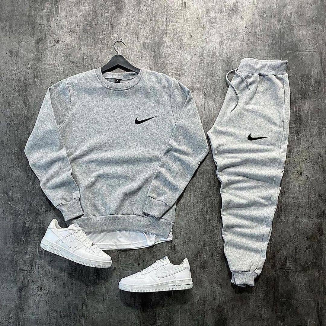 Чоловічий спортивний костюм Nike без капюшону сірий весняний Комплект світшот і штани Найк