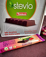 Шоколадные батончики "Torras" Stevia с лесными ягодами 24х35г