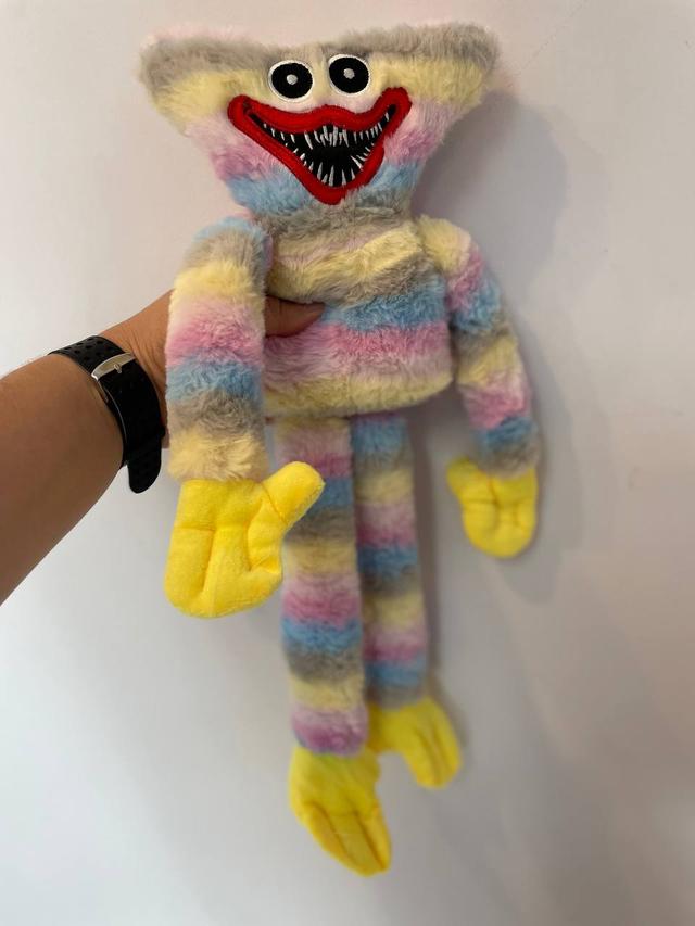 Хагі Вагі - м'яка іграшка - друг Кісі Місі - 43 см колір веселковий пастель