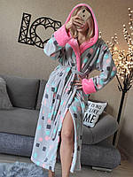 Жіночий домашній теплий затишний довгий плюшевий халат з капюшоном в універсальному розмірі 42-46