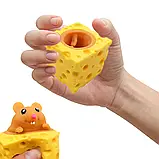 Іграшка-антистрес " Мишеня в сирі " Коричнева, фото 6