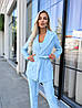 Блакитний модний стильний жіночий костюм-трійка (штани + топ + піджак) з костюмної тканини, фото 4