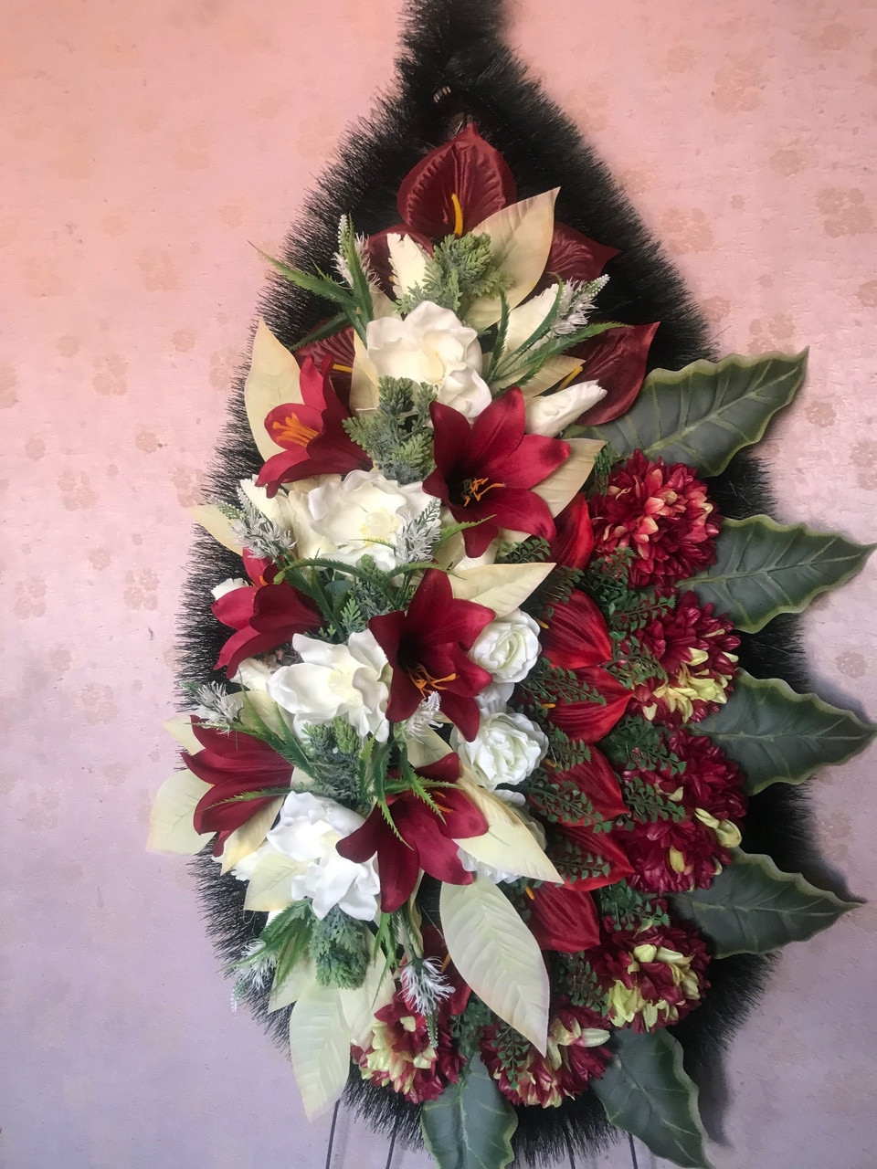 Вінок похоронний з штучних квітів (ЕВ №1 Елітний), розміри 175*75см, доставка по Україні.