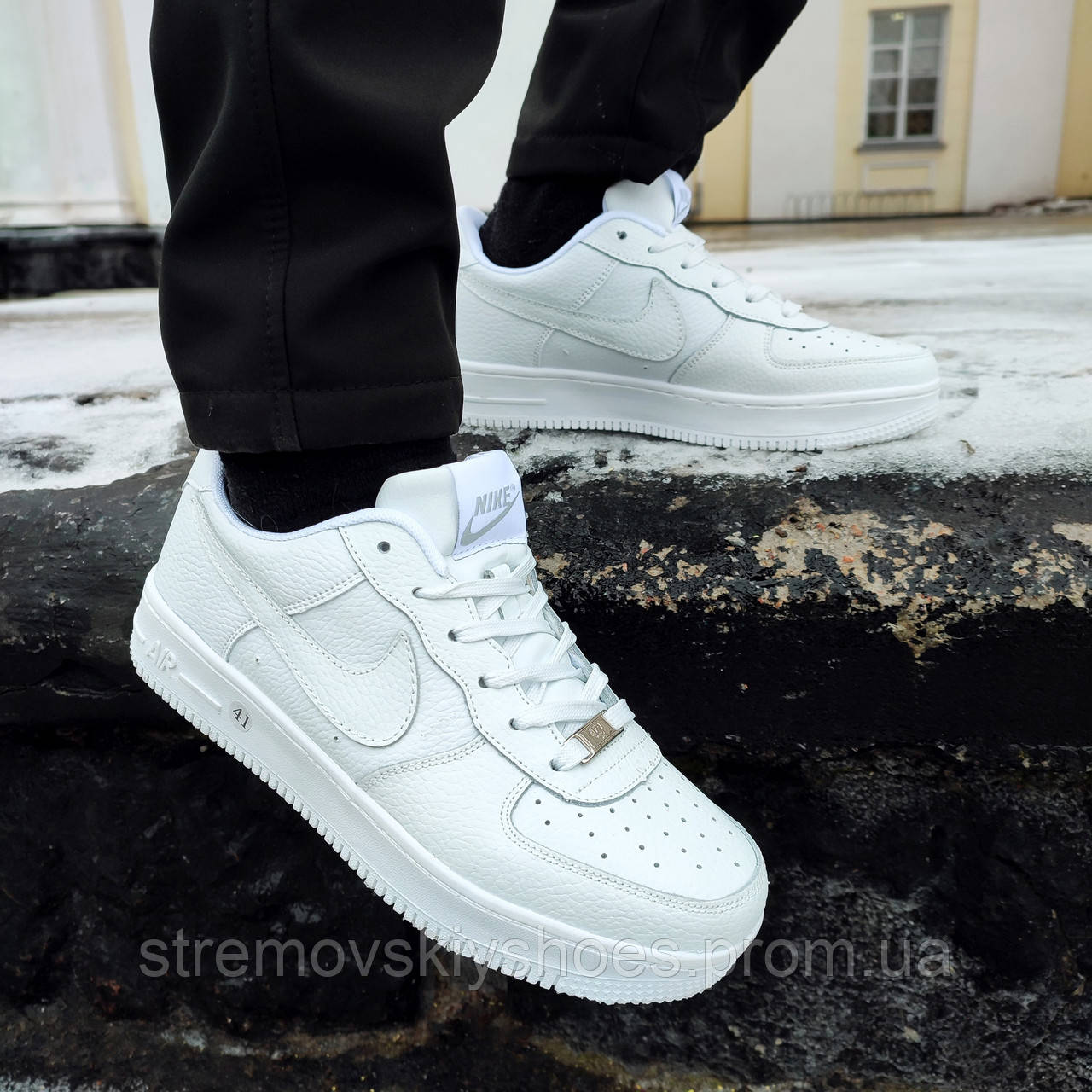 Чоловічі кросівки Nike Air Force 1 білі StremovskiyShoes - фото 4 - id-p1661630068