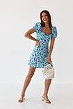 Коротке літнє плаття з квітковим принтом hot fashion — блакитний колір, L (є розміри), фото 6
