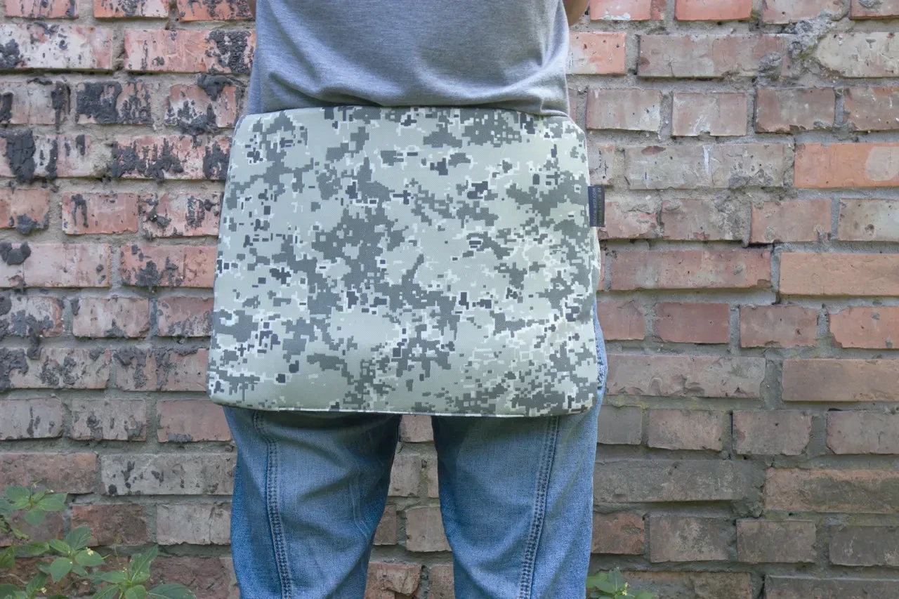 Сідушка польова Піксель 02-L, для військових, туристів, зносостійка двостороння, 38x29см, піддупник, фото 1