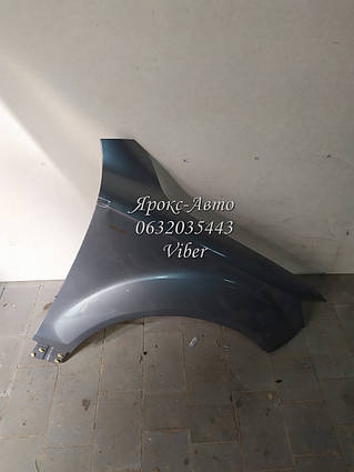 Крило переднє праве для Audi Q7 (4L) 2005-2015 (аллюміній) Невелика тріщина. 000034882