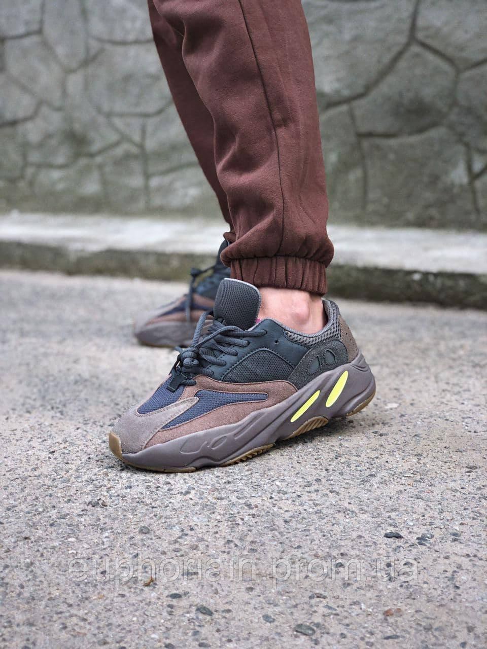 Yeezy 700 cheap mauve size 6