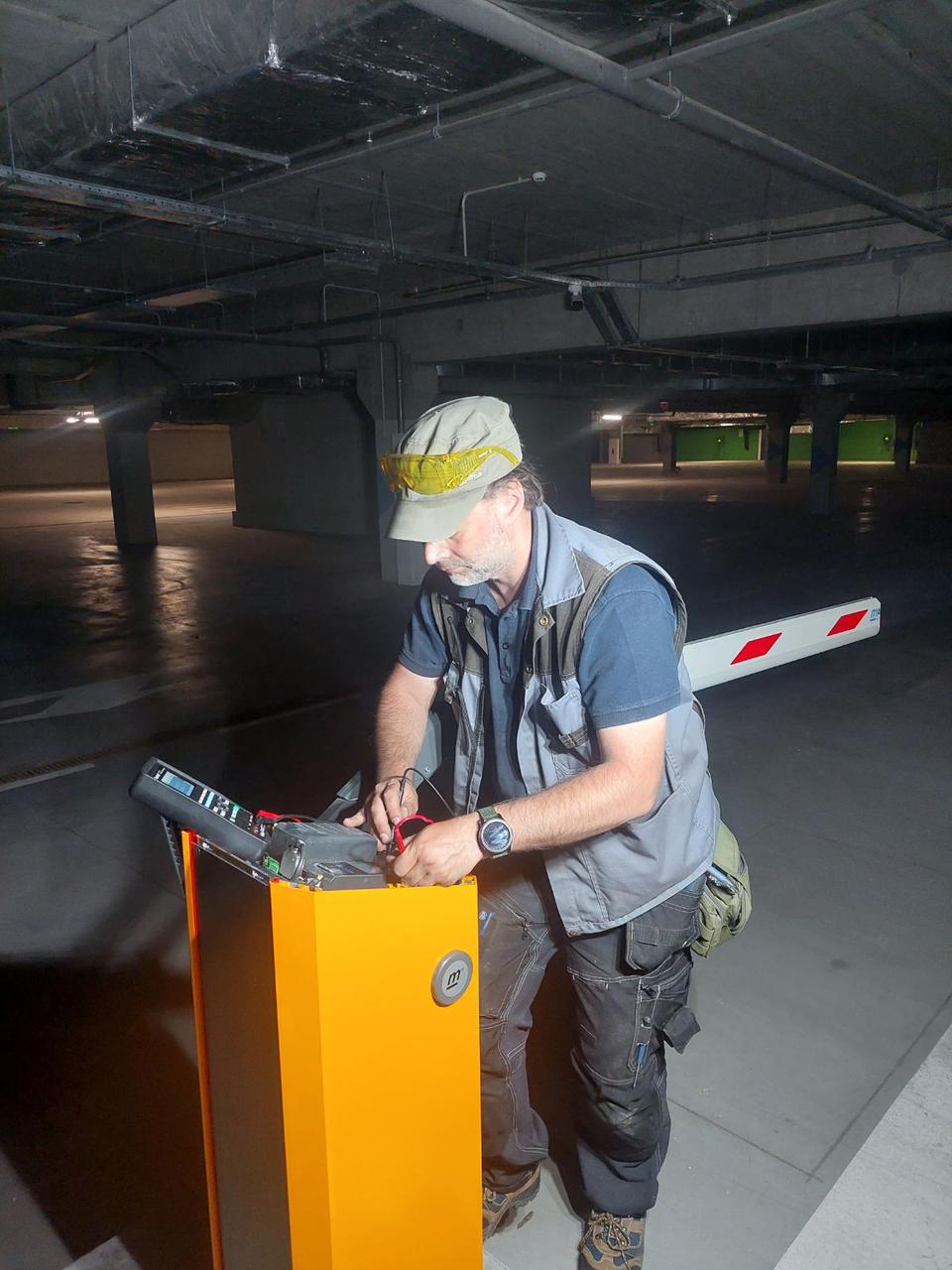 Монтаж шлагбаумів у Києві, фото 1