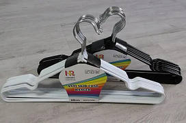 Набір вішалок металевих c гумовим покриттям 10шт, універсальна