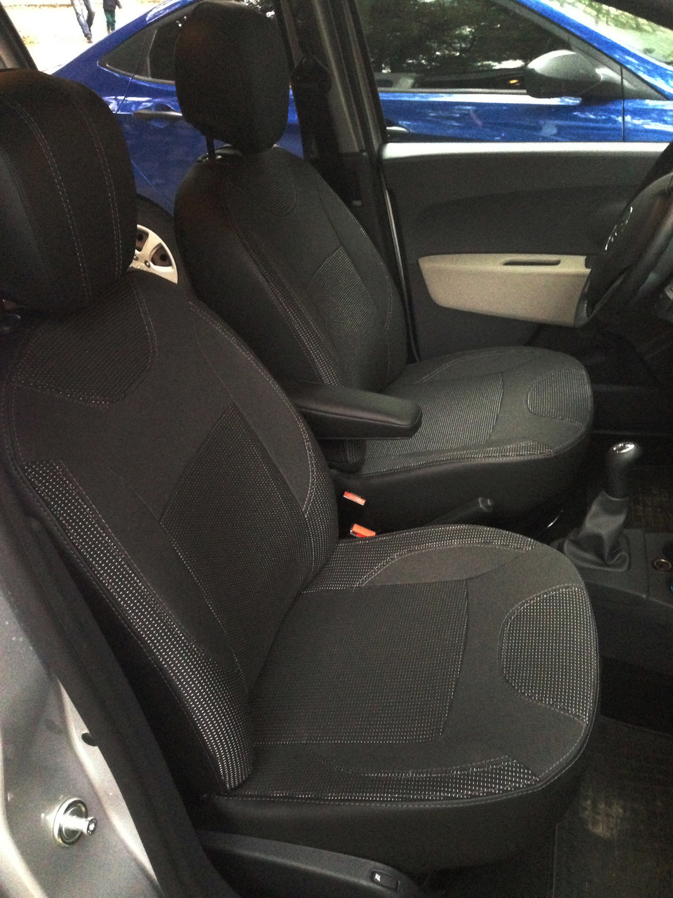 Автомобільні чохли для Renault Lodgy 2012