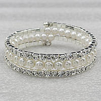 Браслет багаторядний сріблястого кольору з кристалами ширина 15 мм 3 ряди каменів і намистин білого кольору