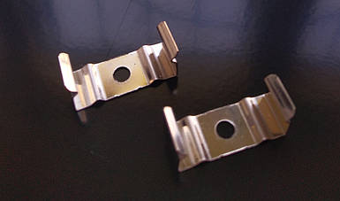 Металеве кріплення для накладного алюмінієвого профілю LT-617 10*24 мм