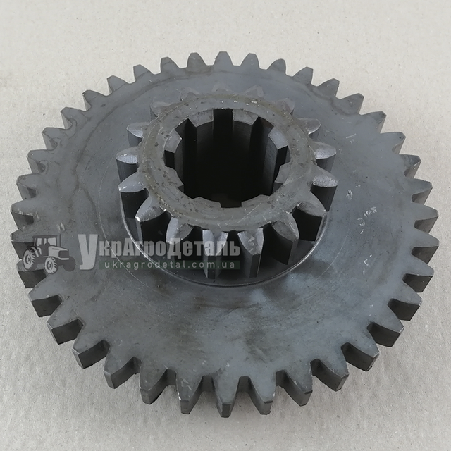 Шестерня 3,9 передачи КПП ЮМЗ скользящая 45-1701116 (Z=38/17)