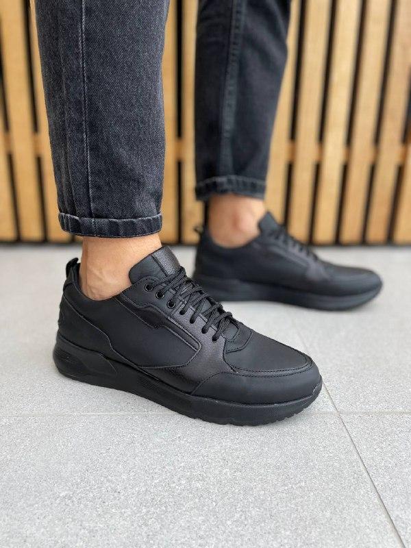 Чоловічі кросівки ShoesBand Чорні матові на чорній підошві натуральні шкіряні 44 (29,5 см) (S80111-1)