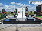 Оригінальний елітний пам'ятник жінці з білого мармуру та чорного граніту № 136, фото 2