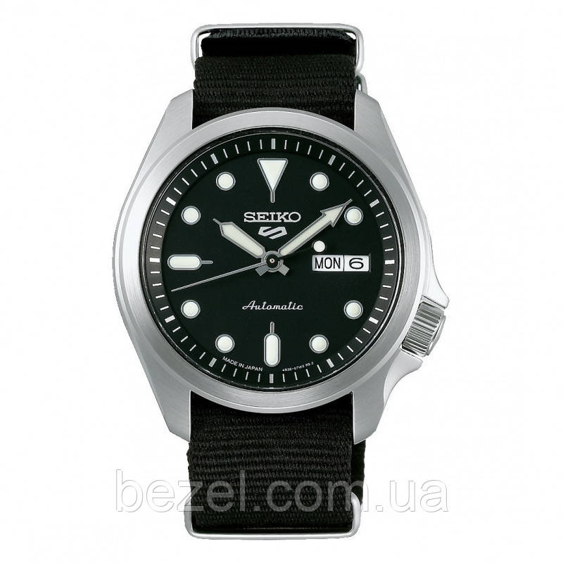 Годинники наручні Seiko 5 Sports SRPE67K1