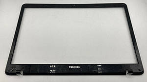 Toshiba Satellite L775D Корпус B (рамка матриці) (H000030570 13N0-Y3A0401) б/в