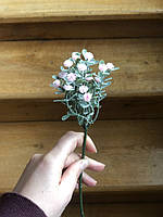 Штучні додатки, квіти і зелень