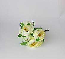 Пучок ранункулюсів кольору айворі, 4,5-5см