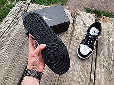 Чоловічі кросівки Nike Air Jordan 1 Low Black White чорні з білим, фото 3