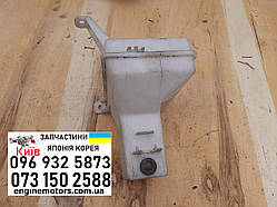 Бачок омивача лобового скла Hyundai Getz 2002-2010 986101C501 986101C520