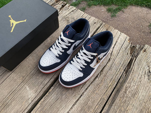 Nike air sales jordan blue red