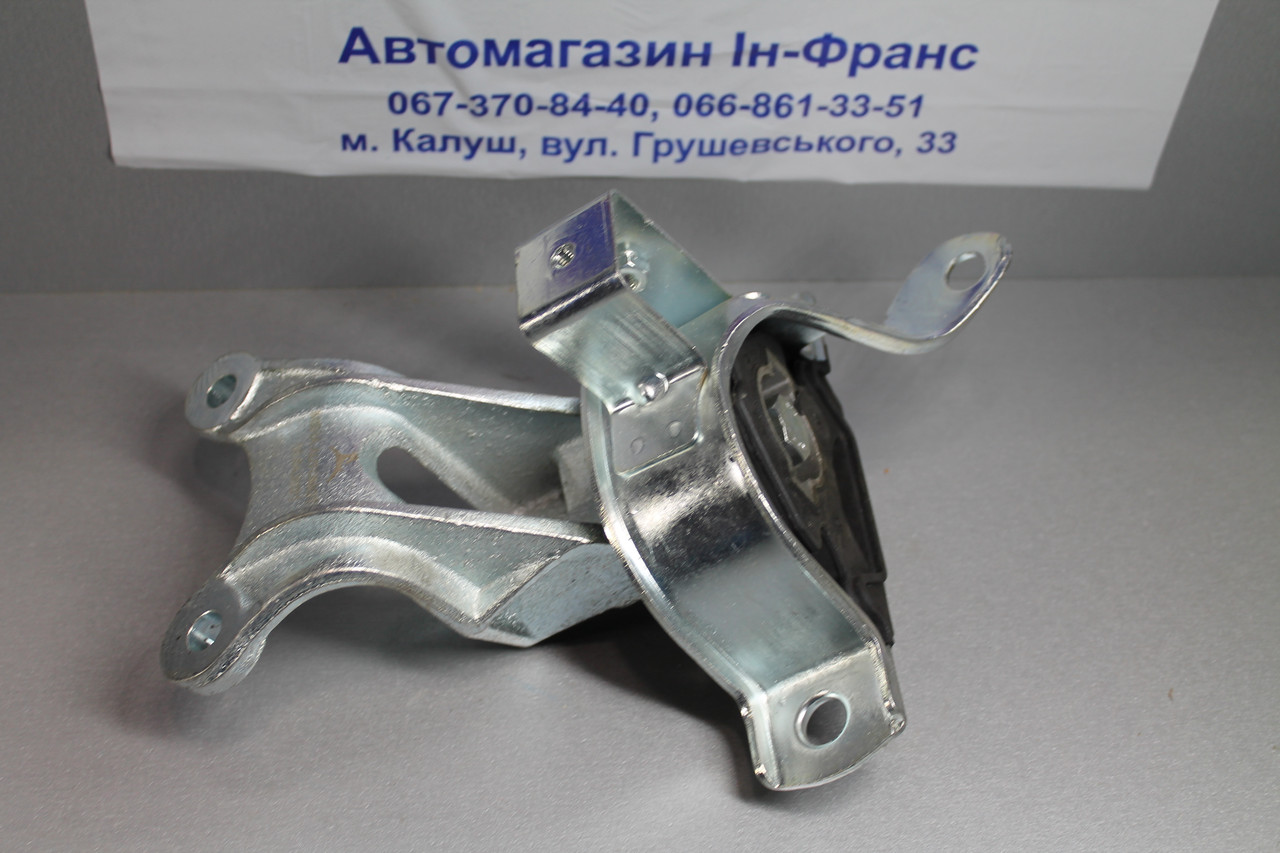 Подушка двигуна права Fiat Doblo 1.9D 2001-2010рр