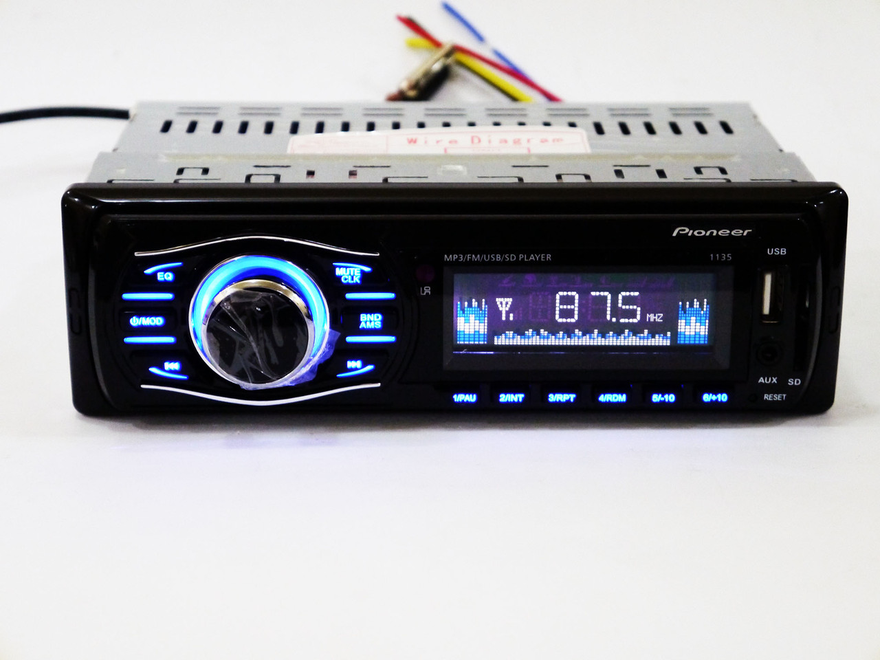 Автомагнітола 1135 ISO Usb+Sd+Fm+Aux+ пульт (4x50W)