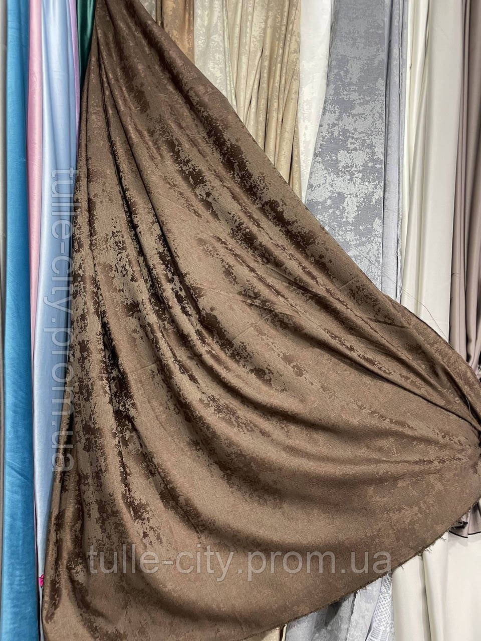 Штори мармур, портьєрна тканина на відрізний, колір коричневий 
Однотонні штори жакардовий мрамор