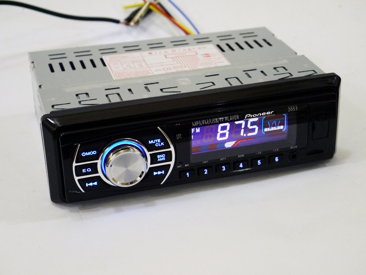 Автомагнітола 2053 ISO Usb+Sd+Fm+Aux+ пульт (4x50W)