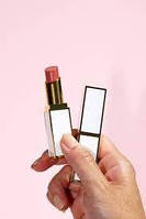 Губна помада Tom Ford Ultra Shine Lip Colour lipstick відтінок Riviera