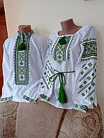 Вышитые рубашки для пары с зеленым цветочным орнаментом "Цветочный орнамент зеленый"