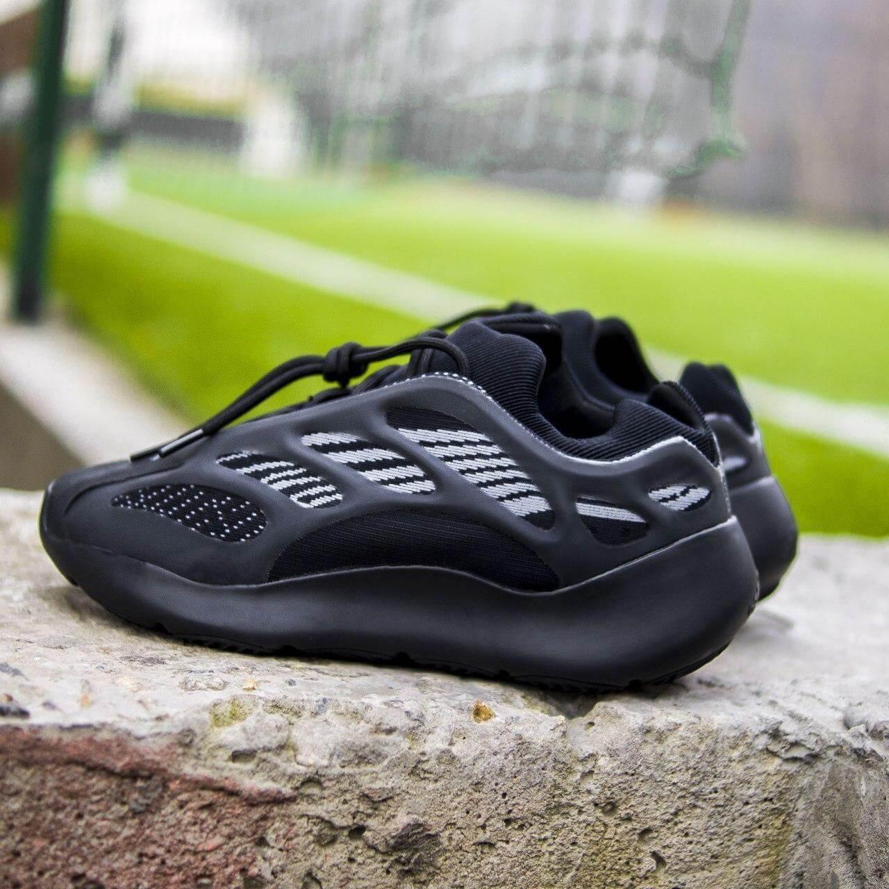 Adidas Yeezy Boost 700 V3 Black