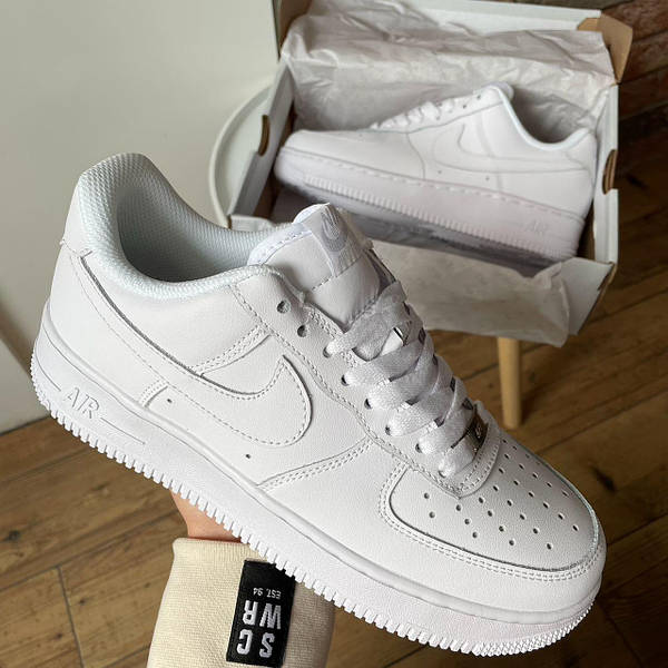 Nike air force 1 07 l8 hot sale