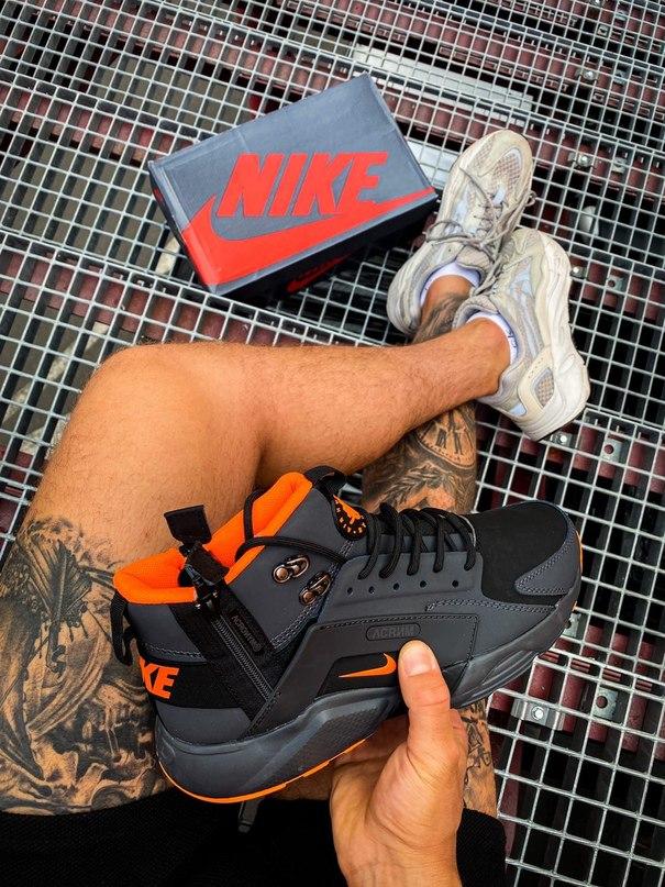 Nike huarache black orange outlet