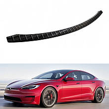 Захисна накладка на задній бампер для Tesla Model S Liftback 2012-2022 /чорн.нерж.сталь/