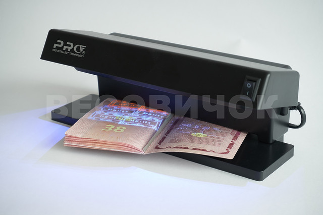 Ультрафиолетовый детектор PRO-12 LED | Vesovichok.com Ультрафиолетовый детектор PRO-12 LED